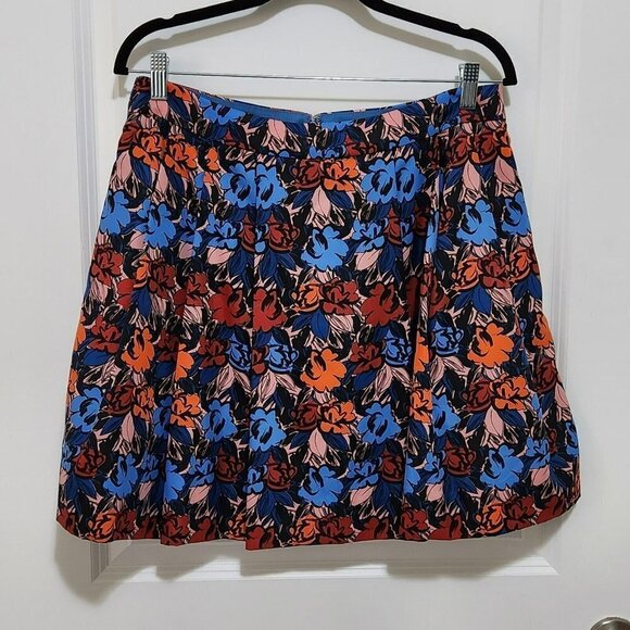 J. Crew Factory Women's 10 Floral Pleated Mini Skirt Lined Navy Blue Zip Closure - Picture 1 of 8